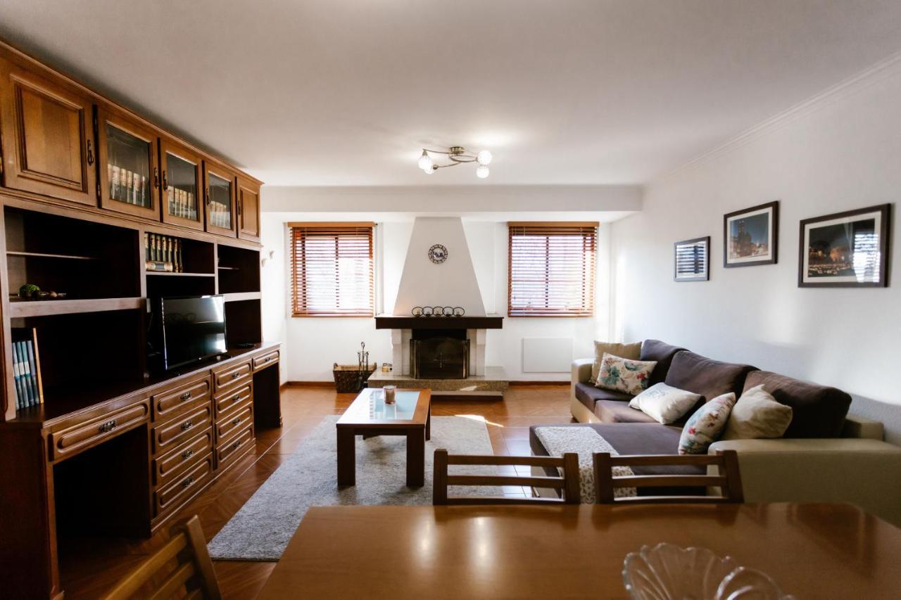 Castle Apartment ギマランイス エクステリア 写真