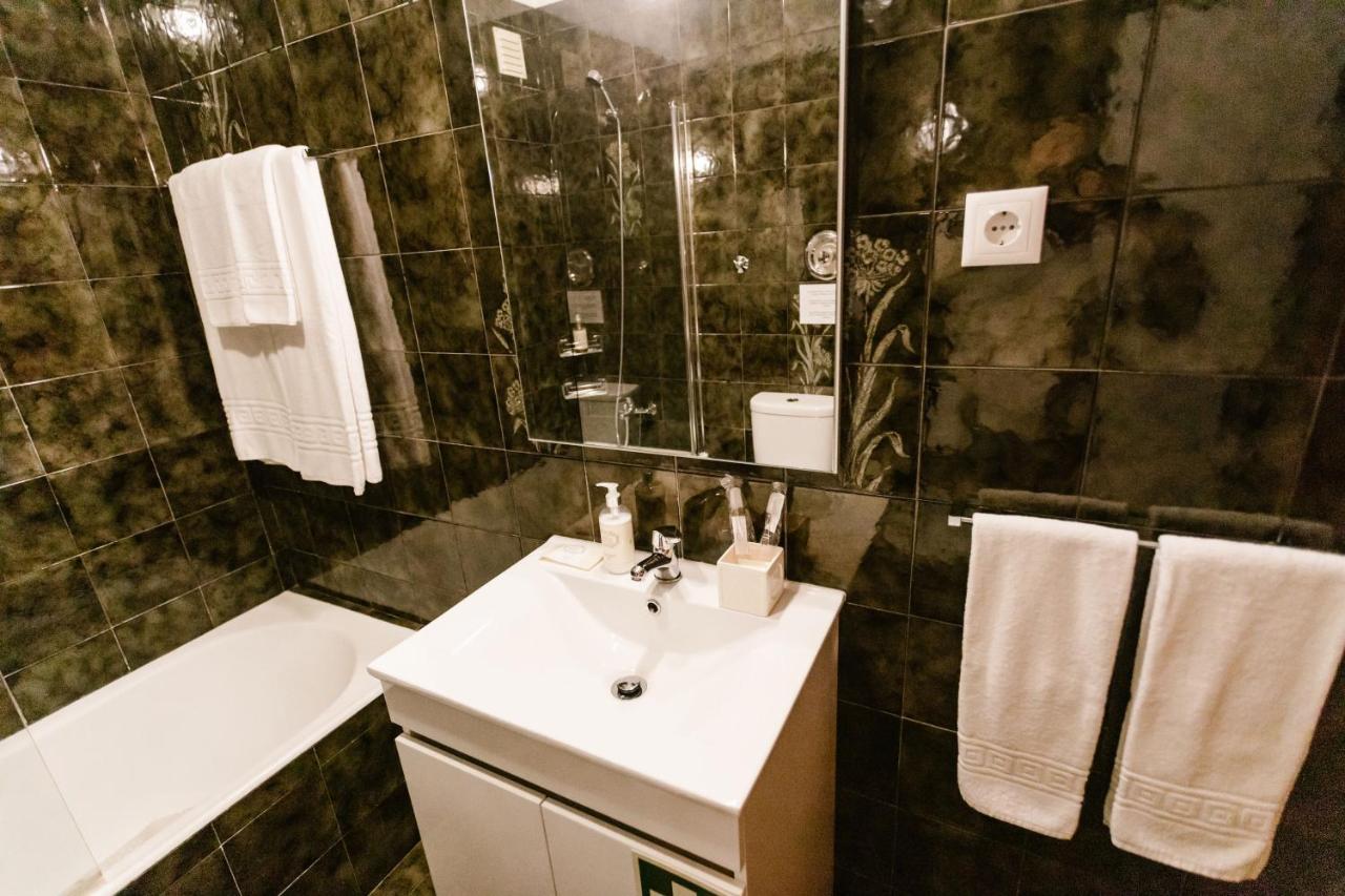 Castle Apartment ギマランイス エクステリア 写真